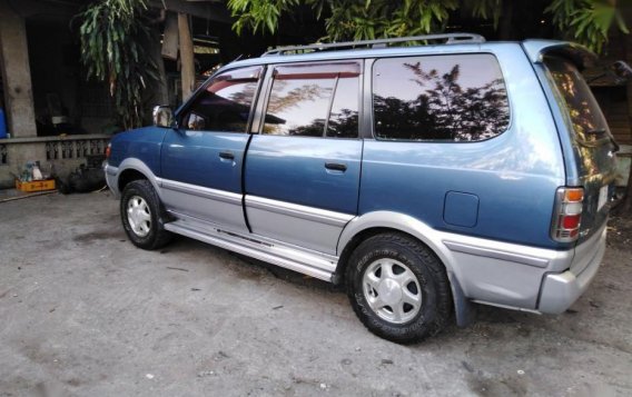 Selling Toyota Revo 2000 Automatic Gasoline in Kawit-1