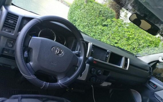 2015 Toyota Hiace for sale in Quezon City-1