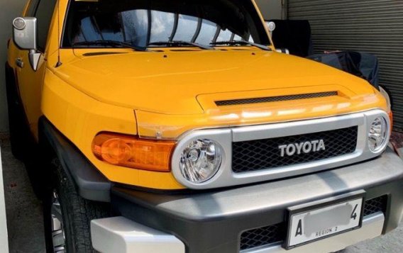 Selling 2nd Hand Toyota Fj Cruiser 2015 in Pasig
