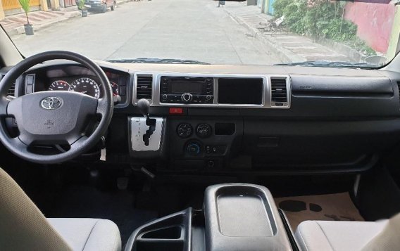 2nd Hand Toyota Hiace 2014 Automatic Diesel for sale in Quezon City-5