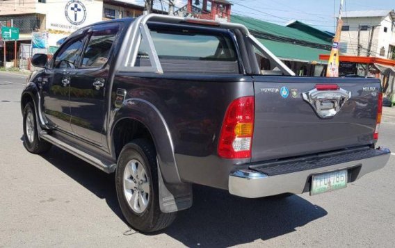 Sell 2nd Hand 2011 Toyota Hilux Manual Diesel at 78000 km in Rosales-3