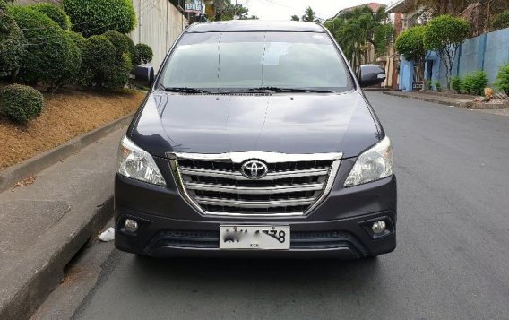 Selling 2nd Hand Toyota Innova 2014 in Quezon City-2