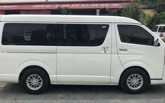 Selling 2nd Hand Toyota Hiace 2019 in Pasig-7
