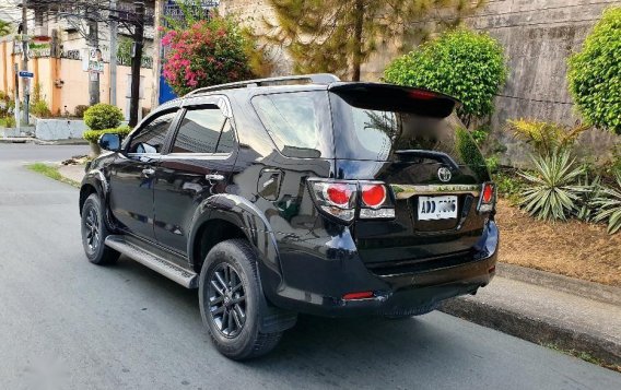 2nd Hand Toyota Fortuner 2015 Automatic Diesel for sale in Quezon City-3