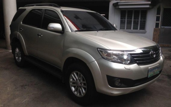 2nd Hand Toyota Fortuner 2012 for sale in Valenzuela-1