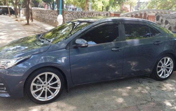 Toyota Altis 2018 Automatic Gasoline for sale in Marikina-9