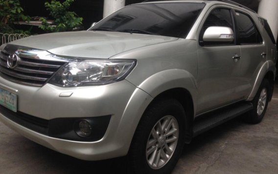 2nd Hand Toyota Fortuner 2012 for sale in Valenzuela-2