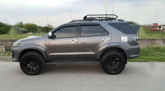 Toyota Fortuner 2015 Manual Diesel for sale in Manila-4