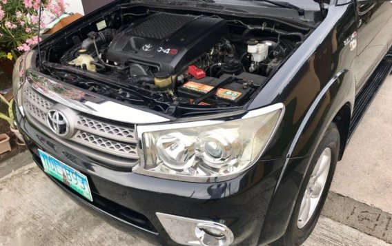 Sell 2nd Hand 2010 Toyota Fortuner at 60000 km in Paranaque-10