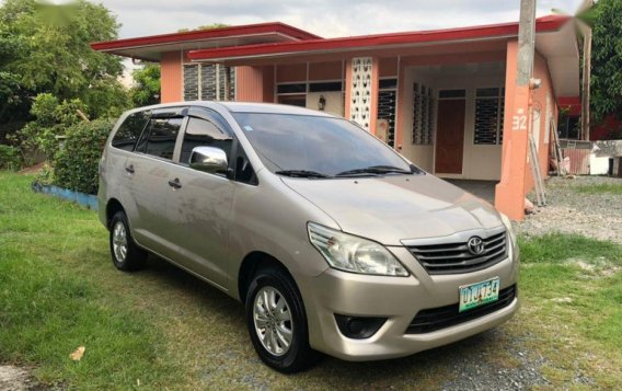 Selling Toyota Innova 2012 Automatic Gasoline in Kawit