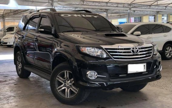 Selling Toyota Fortuner 2015 Automatic Diesel in Makati-6