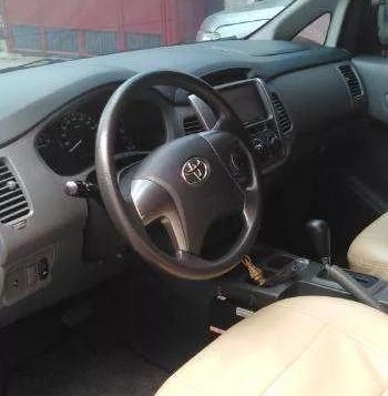 2nd Hand Toyota Innova 2015 at 39100 km for sale-2