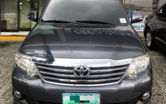 2nd Hand Toyota Fortuner 2012 at 49000 km for sale in Quezon City-2