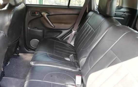 2nd Hand Toyota Rav4 2004 Automatic Gasoline for sale in Valenzuela-4
