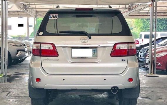 Selling Toyota Fortuner 2010 Automatic Gasoline in Makati-7