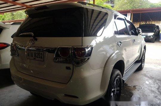 Selling White Toyota Fortuner 2015 in Pasig-3