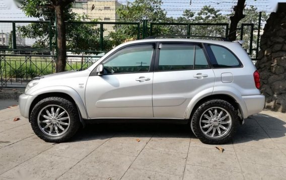 2nd Hand Toyota Rav4 2004 Automatic Gasoline for sale in Valenzuela-2