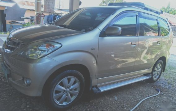 Selling 2nd Hand Toyota Avanza 2011 in San Miguel-4