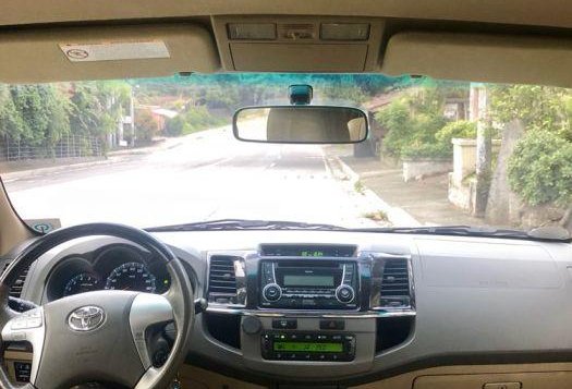 2nd Hand Toyota Fortuner 2012 at 49000 km for sale in Quezon City-6