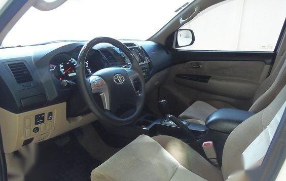 2nd Hand Toyota Fortuner 2014 at 30000 km for sale-11