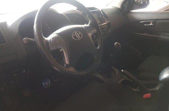 Selling White Toyota Fortuner 2015 in Pasig-7