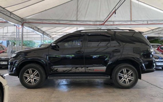 Selling Toyota Fortuner 2015 Automatic Diesel in Makati-9