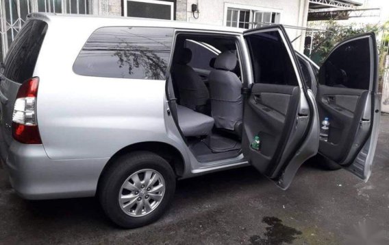 2nd Hand Toyota Innova 2013 for sale in Quezon City-4