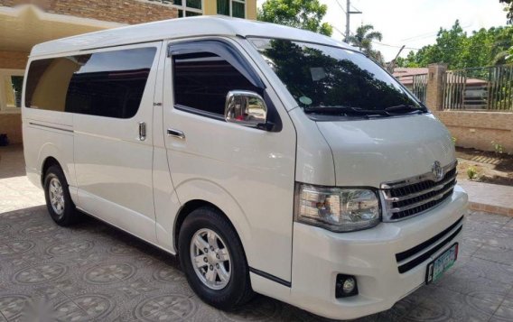 Selling Toyota Hiace 2014 Automatic Diesel in Bacoor-1