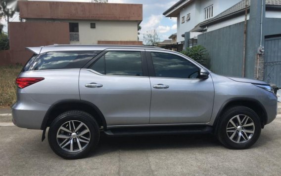 Selling 2nd Hand Toyota Fortuner 2017 in Quezon City-3