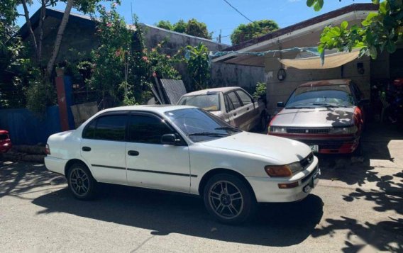 Selling 2nd Hand Toyota Corolla 1997 Manual Gasoline at 110000 km in Las Piñas-1