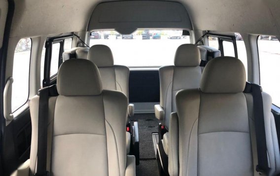 Selling 2nd Hand Toyota Hiace 2016 at 19000 km in Pasig-6
