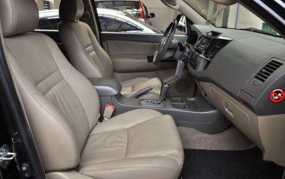 Toyota Fortuner 2012 Automatic Diesel for sale in Las Piñas-7