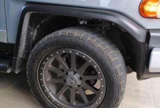 2nd Hand Toyota Fj Cruiser for sale in Bocaue-5