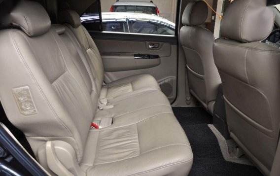 Toyota Fortuner 2012 Automatic Diesel for sale in Las Piñas-8