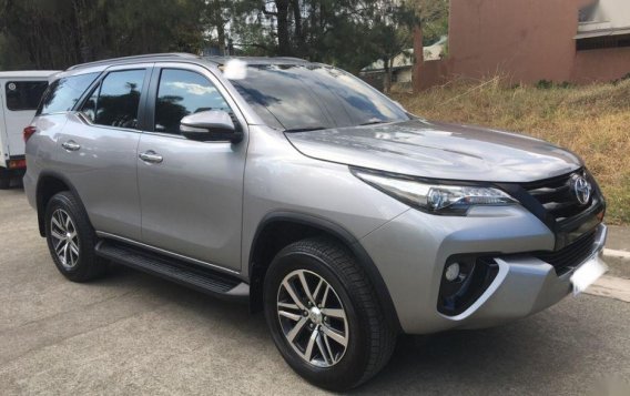 Selling 2nd Hand Toyota Fortuner 2017 in Quezon City