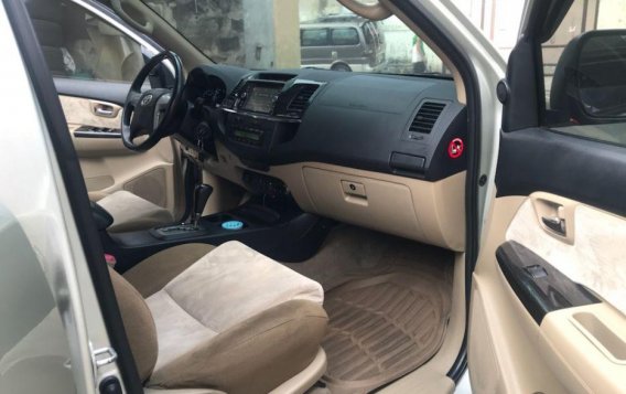 Selling Toyota Fortuner 2014 Automatic Diesel in Quezon City-9