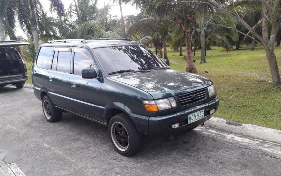 Sell 2nd Hand 1999 Toyota Revo Manual Gasoline at 130000 km in Quezon City