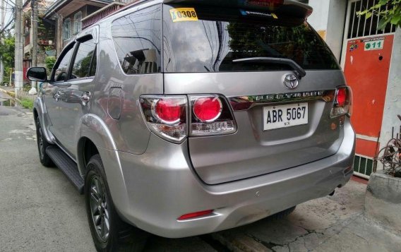 Selling 2nd Hand Toyota Fortuner 2015 in Pasig-2