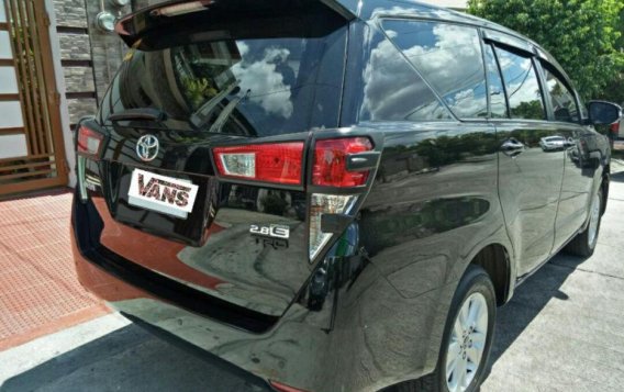 Selling Toyota Innova 2017 Automatic Diesel in Quezon City-3