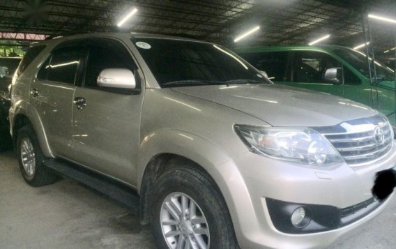 Selling 2nd Hand Toyota Fortuner 2012 in Cebu City-1