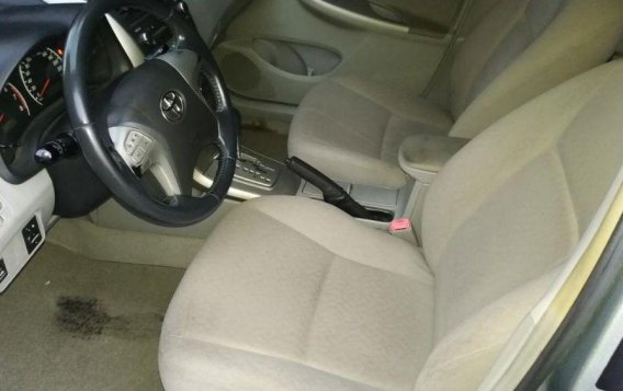 2nd Hand Toyota Corolla Altis 2009 for sale in Quezon City-4