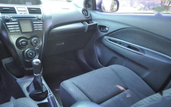 Selling Toyota Vios 2011 Manual Gasoline in Taguig-8