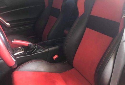 2nd Hand Toyota 86 2014 for sale in Makati-11