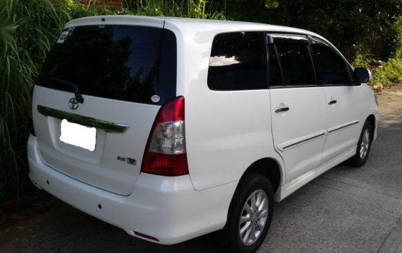 Selling Toyota Innova 2012 Automatic Diesel in Quezon City-3