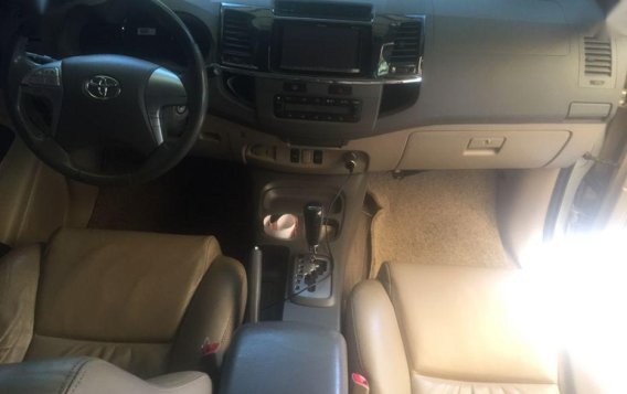 Selling Toyota Fortuner 2012 Automatic Diesel in Quezon City-7