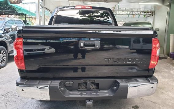 Selling Toyota Tundra 2019 in Quezon City-9