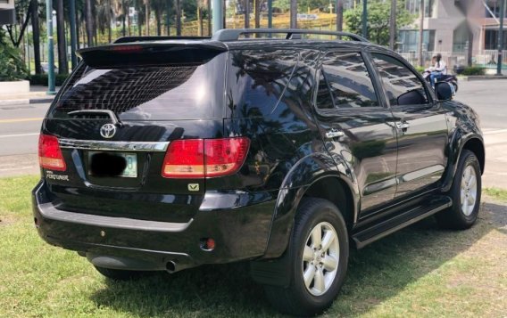 Black Toyota Fortuner 2005 Automatic Diesel for sale in Taguig-3