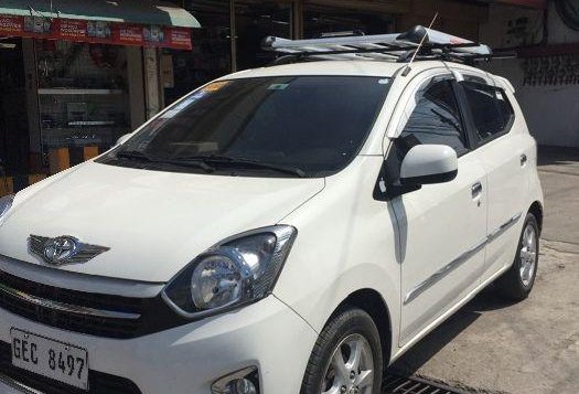 Selling White Toyota Wigo 2016 Automatic Gasoline at 40000 km in Minglanilla-6