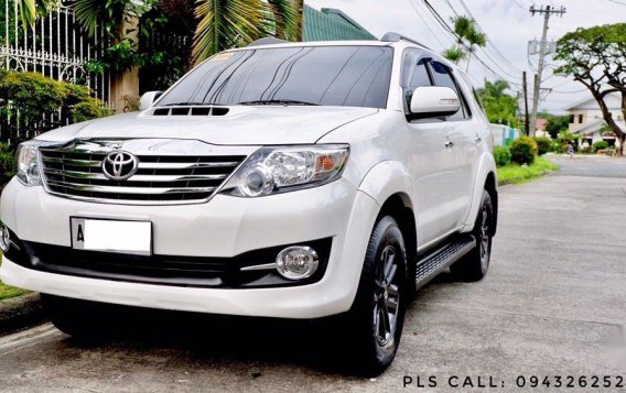 Selling 2nd Hand Toyota Fortuner 2015 Automatic Diesel at 29000 km in Angeles-1