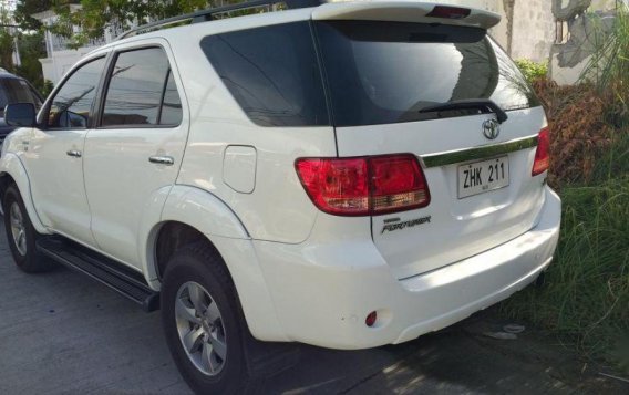 Toyota Fortuner 2007 Automatic Diesel for sale in Parañaque-5